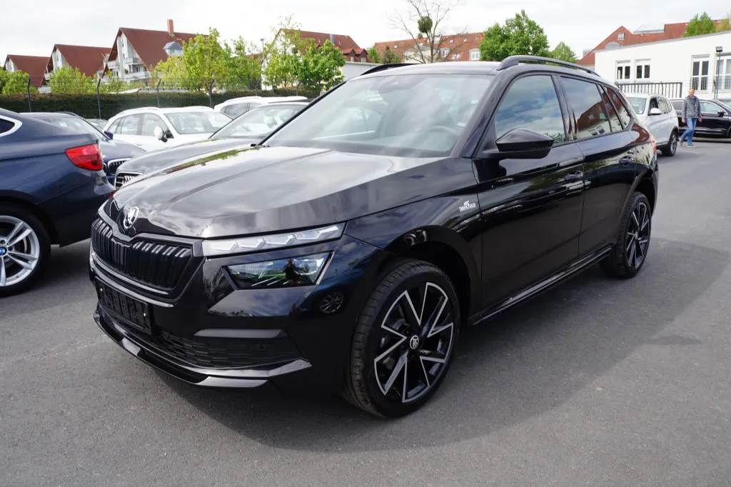 Skoda Kamiq 1.5 TSI DSG MONTE CARLO*NAVI*KAMERA*PANO* Image 3