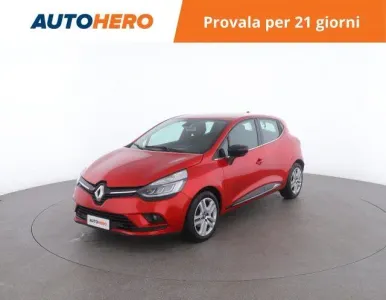 RENAULT Clio TCe 12V 90CV 5p. Moschino Zen