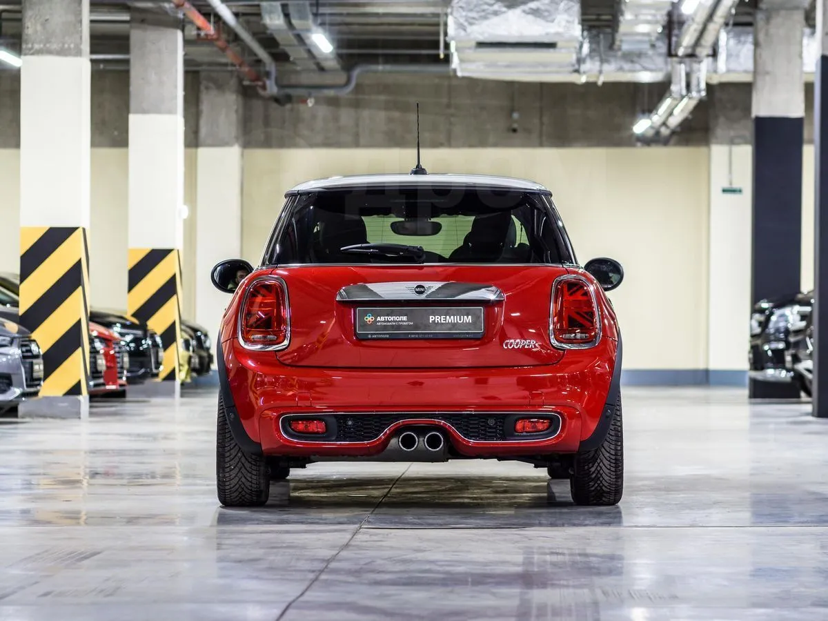 Mini Hatch Image 8